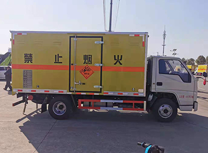 澄江爆破器材运输车